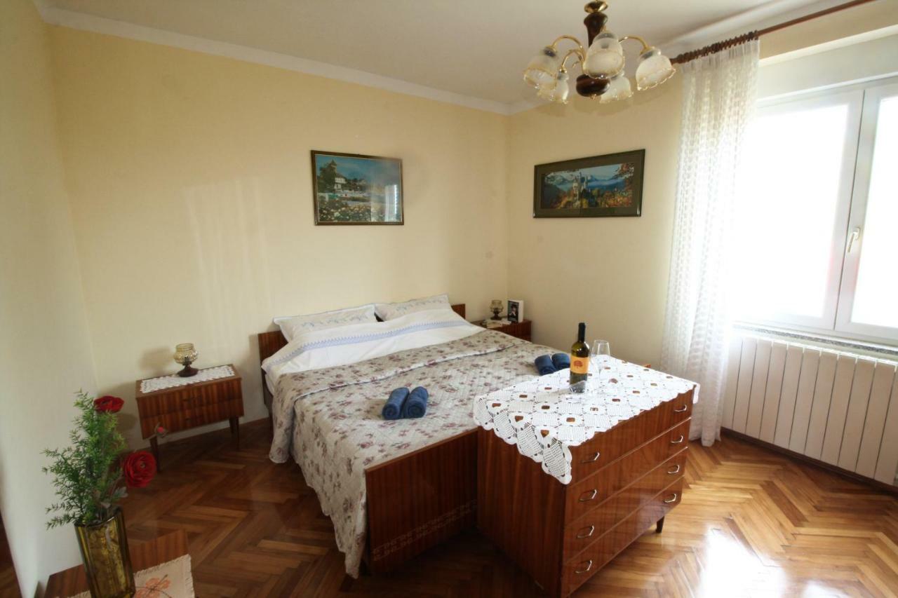 Apartment Persich Пула Екстериор снимка