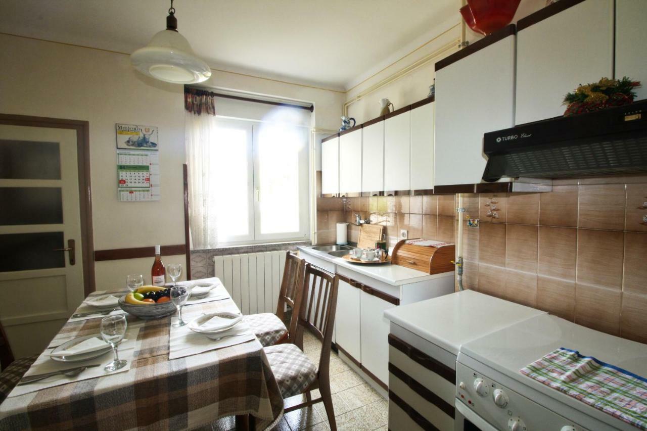 Apartment Persich Пула Екстериор снимка
