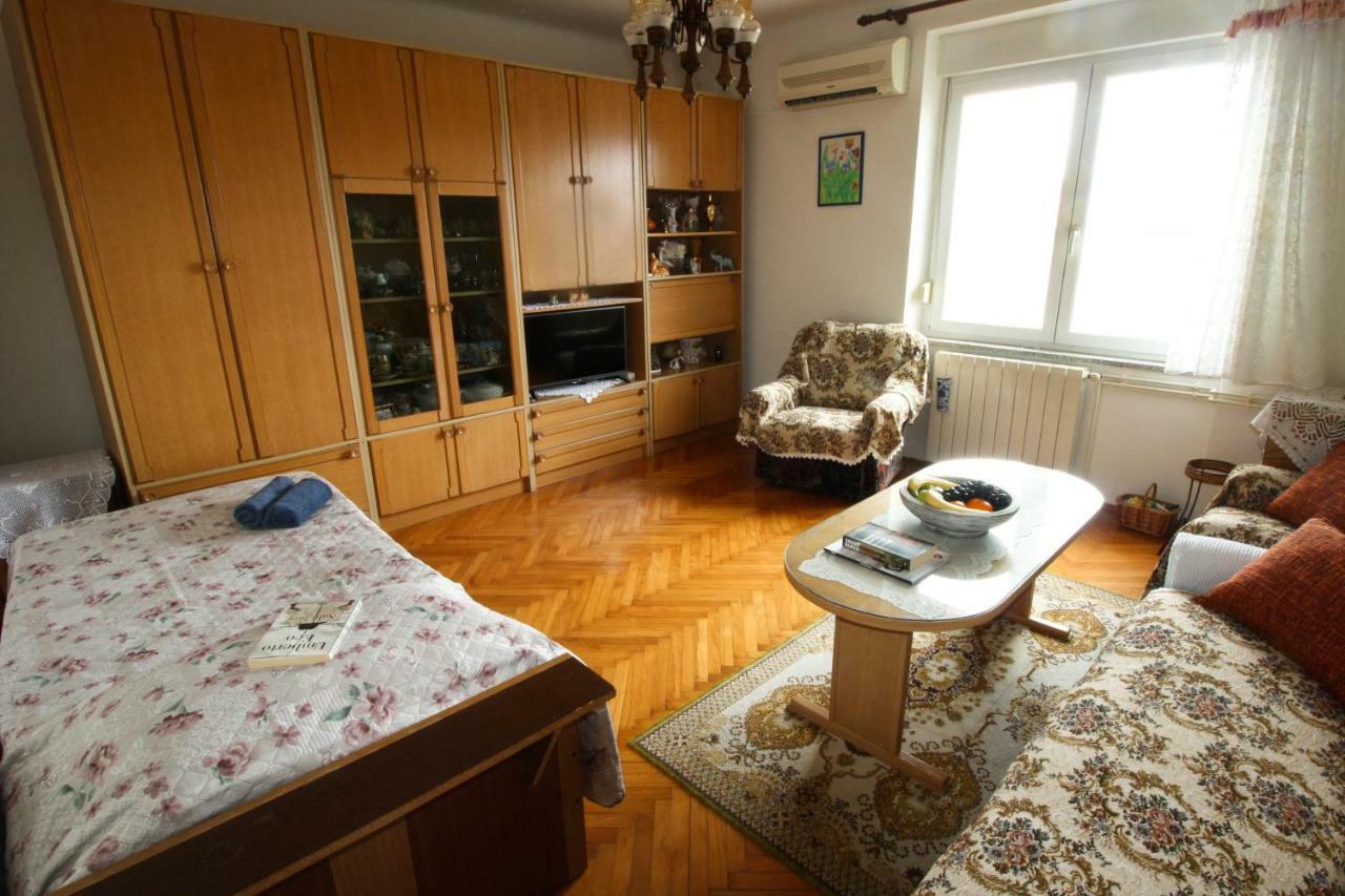 Apartment Persich Пула Екстериор снимка